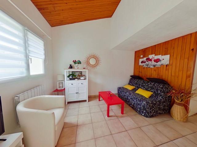 Charmant duplex meublée,2 pièces, avec terrasse privative