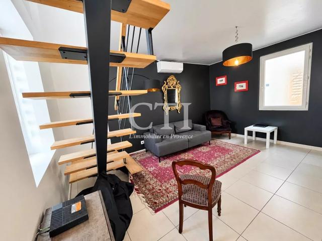 Charmant DUPLEX T3 EN CENTRE VILLE de VAISON LA ROMAINE