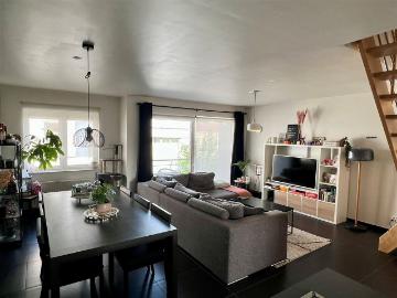 Charmant en ruim duplex appartement met dakterras