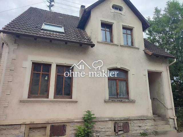 Charmant es Einfamilienhaus mit großem Grundstück ideal für Sanierer oder Neubaauprojekt