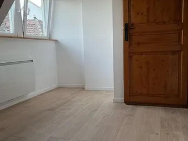 Charmant F1 bis en duplex