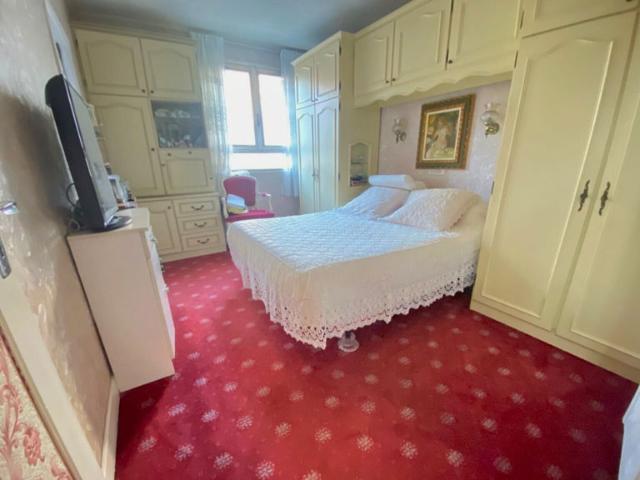 Charmant F2 meublé avec balcon et box Paris 18ème arrondis