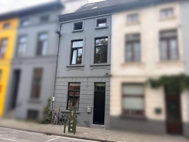 Charmant huis met 3 slaapkamers vlakbij Baudelo
