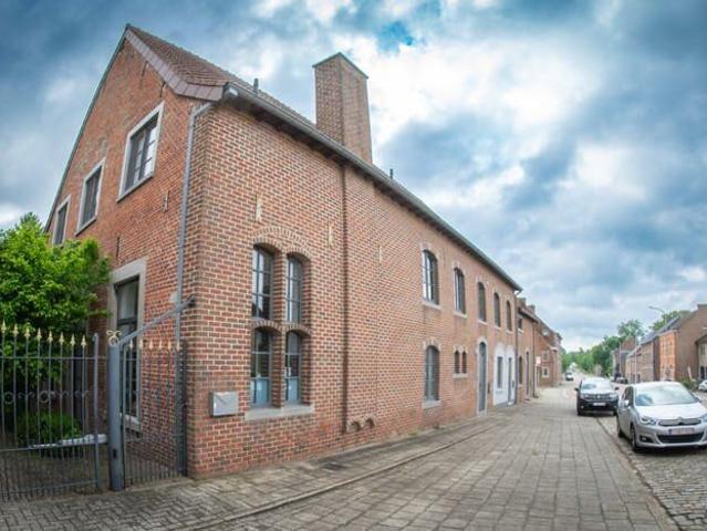 Charmant huis 1875, 2 slaapkamers, grote tuin