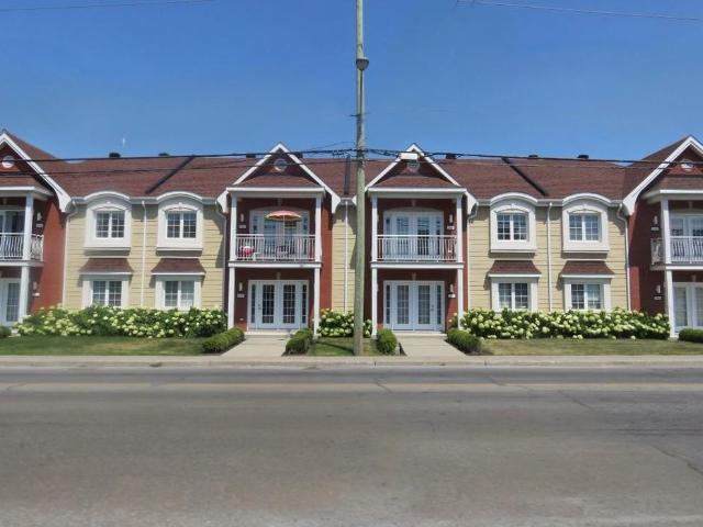 CHARMANT LOGEMENT 4 1/2 A LOUER STYLE CONDO
