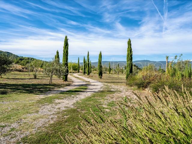 Charmant mas avec bassin dans un hameau paisible du Luberon. 87m² Saint Saturnin lès Apt