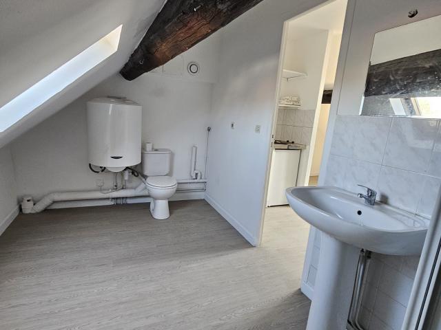 Charmant petit studio rénové