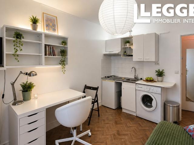 Charmant Studio avec Loggia 19m² Paris 20e | Métro Jourdain Ligne 11 400m | 4ᵉ étage + ascenseur | Calme