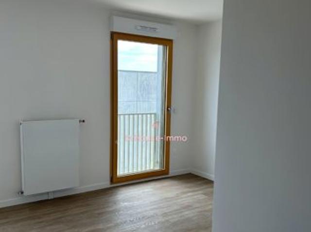 Charmant Studio de 23.70 m² à proximité du Métro Ligne 14