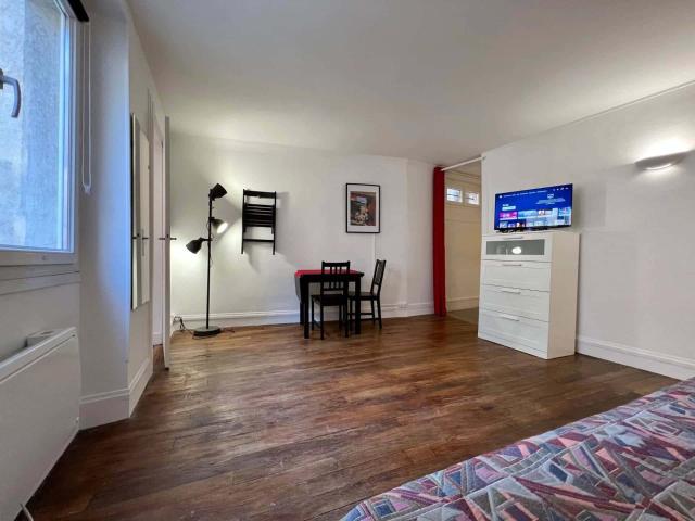 Charmant studio de 30 m² rue Saint Honoré