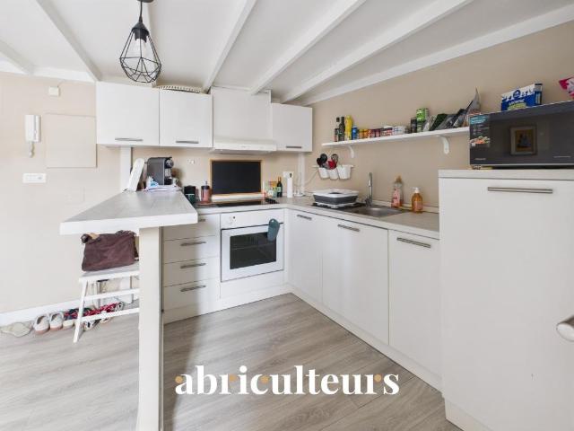 Charmant studio duplex rénové de 29,9 m², Emplacement except. 29m² Nice