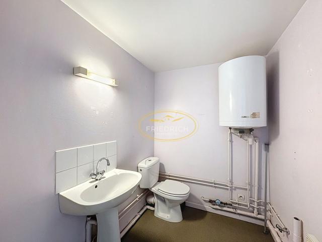 Charmant studio face à la gare SNCF Idéal pied à terre !