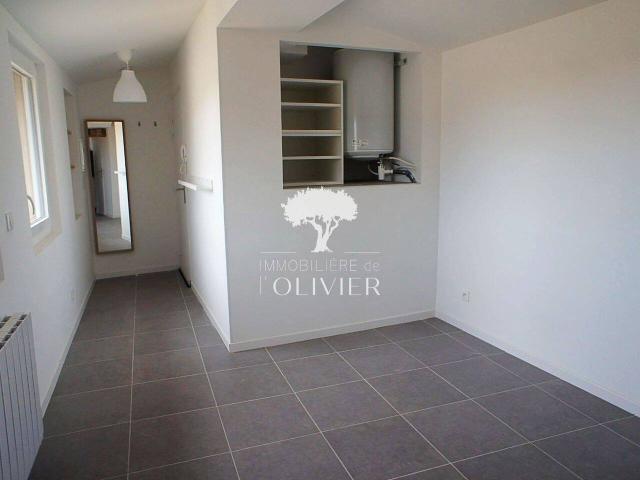 Charmant Studio Location meublée