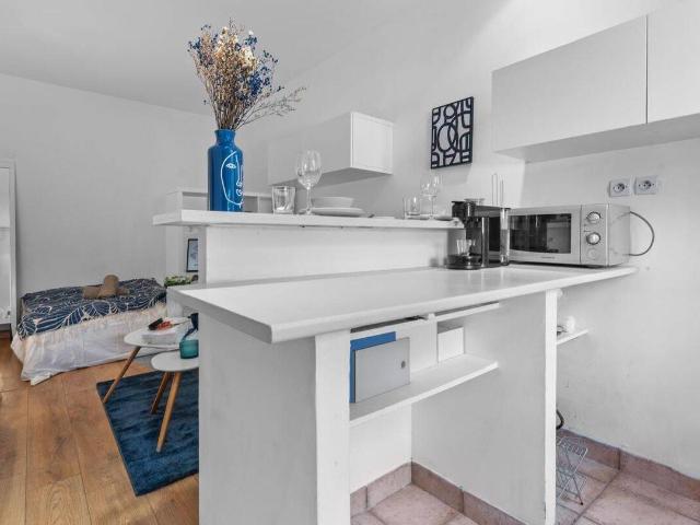 Charmant studio meublé au calme – 20,64 m² – Versailles Saint Louis