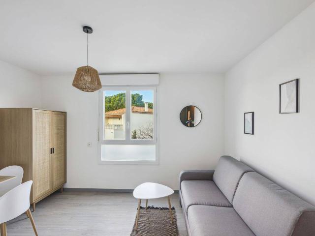 Charmant studio meublé de 22m² à 438.03 euros