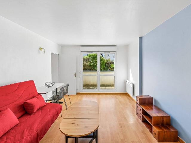 Charmant studio meublé de 32m² avec terrasse à 850 euros