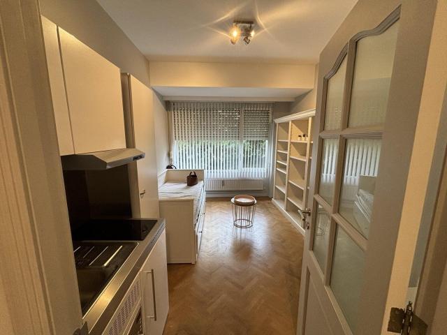 Charmant Studio Meublé Uccle