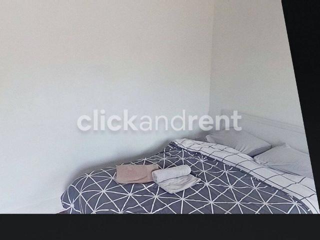 Charmant Studio Meublé 31 m² – Saint Denis Centre – Disponible
