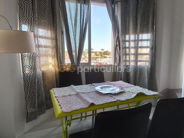 Charmant studio mezzanine meublé ? Vue imprenable sur la marina de Saint François