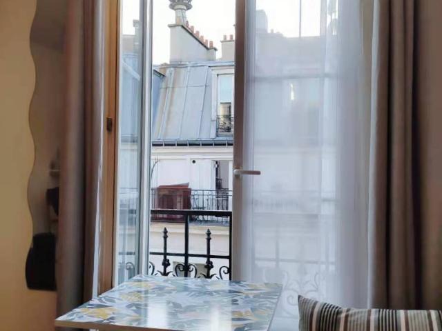 Charmant studio Paris Grands Boulevards