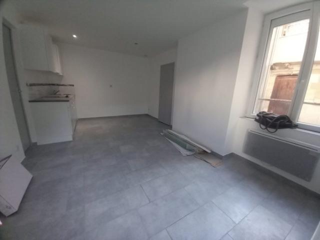 Charmant Studio refait à neuf, hyper centre de Tours L'agence Tours