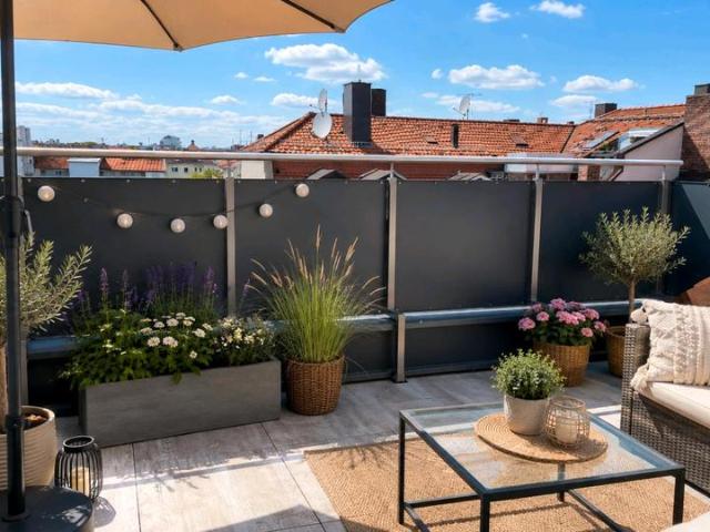 ☀️ Charmante 3,5 Zi Dachwohnung mit Loggia ab 1.11.26 ☀️