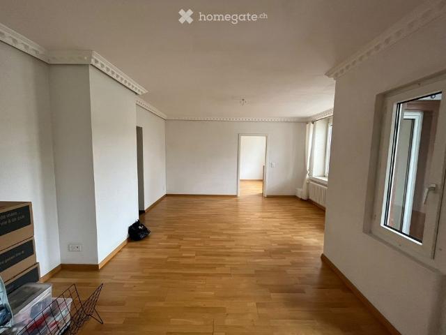 Charmante 3.5 Zimmer Wohnung in Bahnhofsnähe