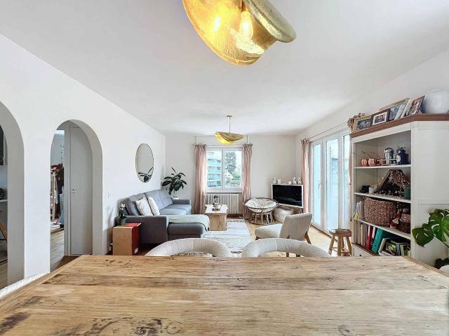 Charmante 3,5 Zimmer Wohnung, komplett renoviert