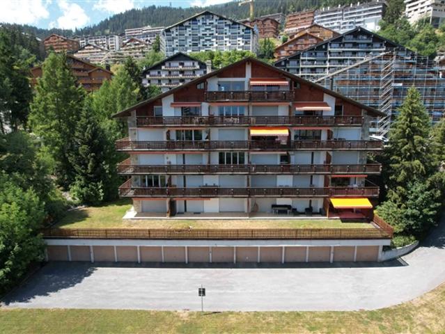 Charmante 3,5 Zimmer Wohnung renoviert mit Bergblick