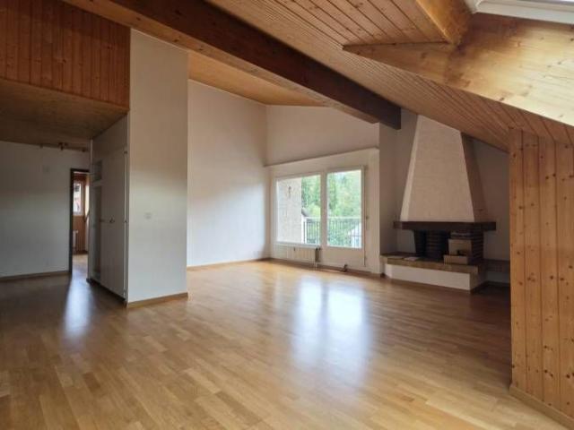 Charmante 3.5 Zimmer Dachwohnung in Hasle bei Burgdorf – sofort verfügbar!