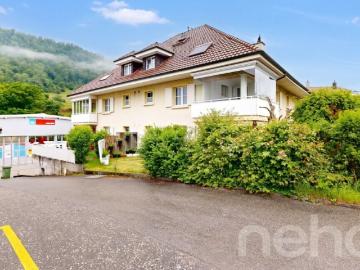 Charmante 3.5 Zimmerwohnung mit offener Galerie und Cheminée