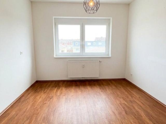 Charmante 3 Zi. Wohnung mit Terrasse, Grünblick & Parkplatz in Seiersberg Pirka