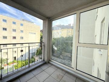 Charmante 3 Zi Wohnung mit Loggia