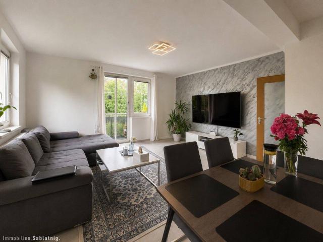 Charmante 3 Zi. Wohnung mit Loggia, Garage & Einbauküche in St. Pölten, 70m²!