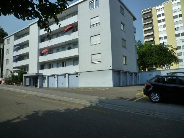 Charmante 3 Zimmerwohnung mit neuem Bad und Küche