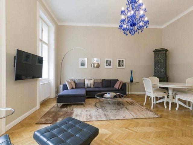 !CHARMANTE 3 ZIMMER ALTBAUWOHNUNG MIT WIENER FLAIR!