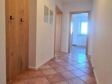 Charmante 3 Zimmer Dachgeschoss Wohnung in Eugendorf zu mieten!