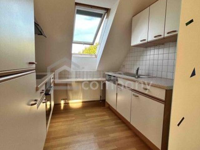 Charmante 3 Zimmer Dachgeschoßwohnung in Salzburg – praktisch geschnitten und gut gelegen!