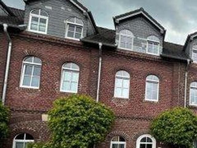 Charmante 3 Zimmer Wohnung Bj. 1890 in Korschenbroich