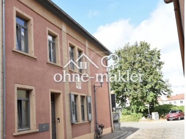 Charmante 3 Zimmer Wohnung im 1. OG in der Speyerer Altstadt