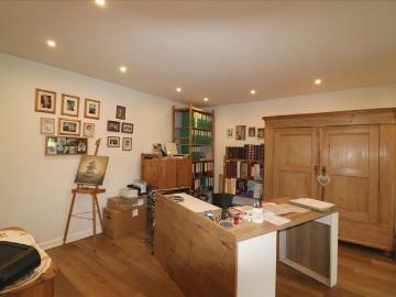 Charmante 3 Zimmer Wohnung im Erdgeschoss mit Terrasse & Garten in KR Inrath, Inrather Str