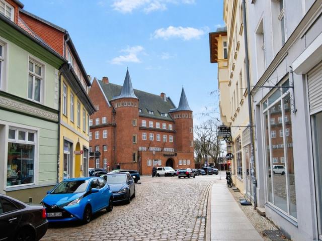 Charmante 3 Zimmer Wohnung im Herzen der Stralsunder Altstadt zu vermieten