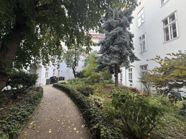 Charmante 3 Zimmer Wohnung in der Salesianergasse – 2. Stock mit grünem Innenhofblick