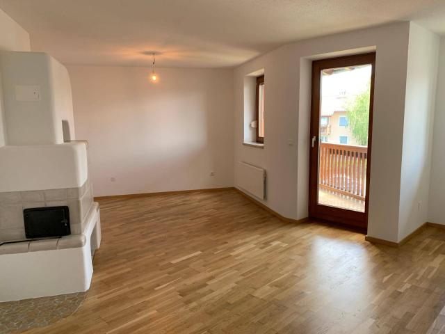 Charmante 3 Zimmer Wohnung in Oberndorf mit Loggia und Kachelofen