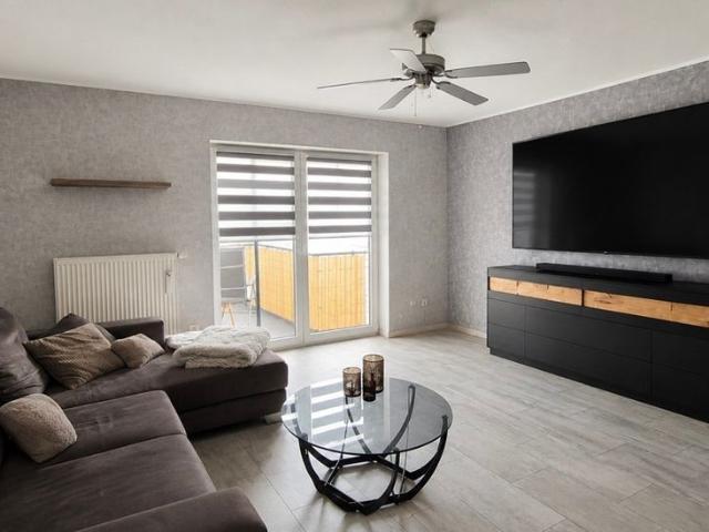 CHARMANTE 3 ZIMMER WOHNUNG MIT BALKON UND FAHRSTUHL!