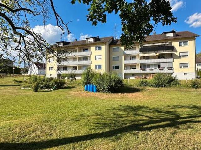 Charmante 3 Zimmer Wohnung mit Balkon & Einbauküche