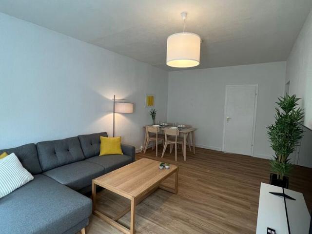 Charmante 3 Zimmer Wohnung mit Balkon in Berlin Oberschöneweide