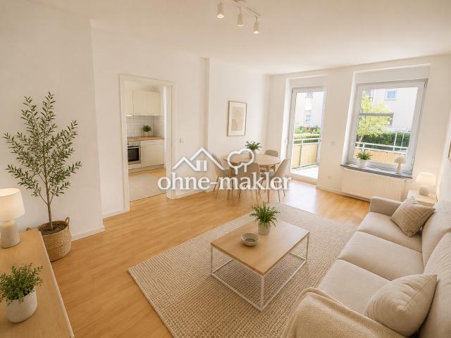 Charmante 3 Zimmer Wohnung mit Balkon in Heidenau / Bezugsfrei / Provisionsfrei