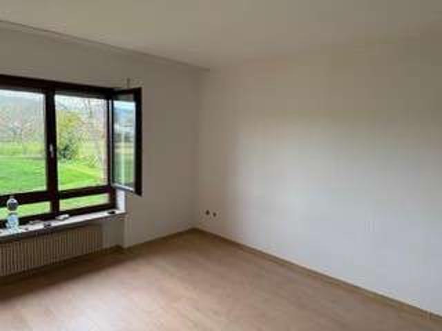 Charmante 3 Zimmer Wohnung mit Balkon & Tiefgarage in ruhiger Lage von Grenzach Wyhlen