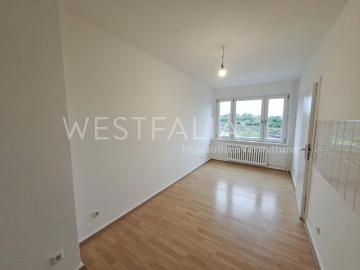 Charmante 3 Zimmer Wohnung mit Balkon